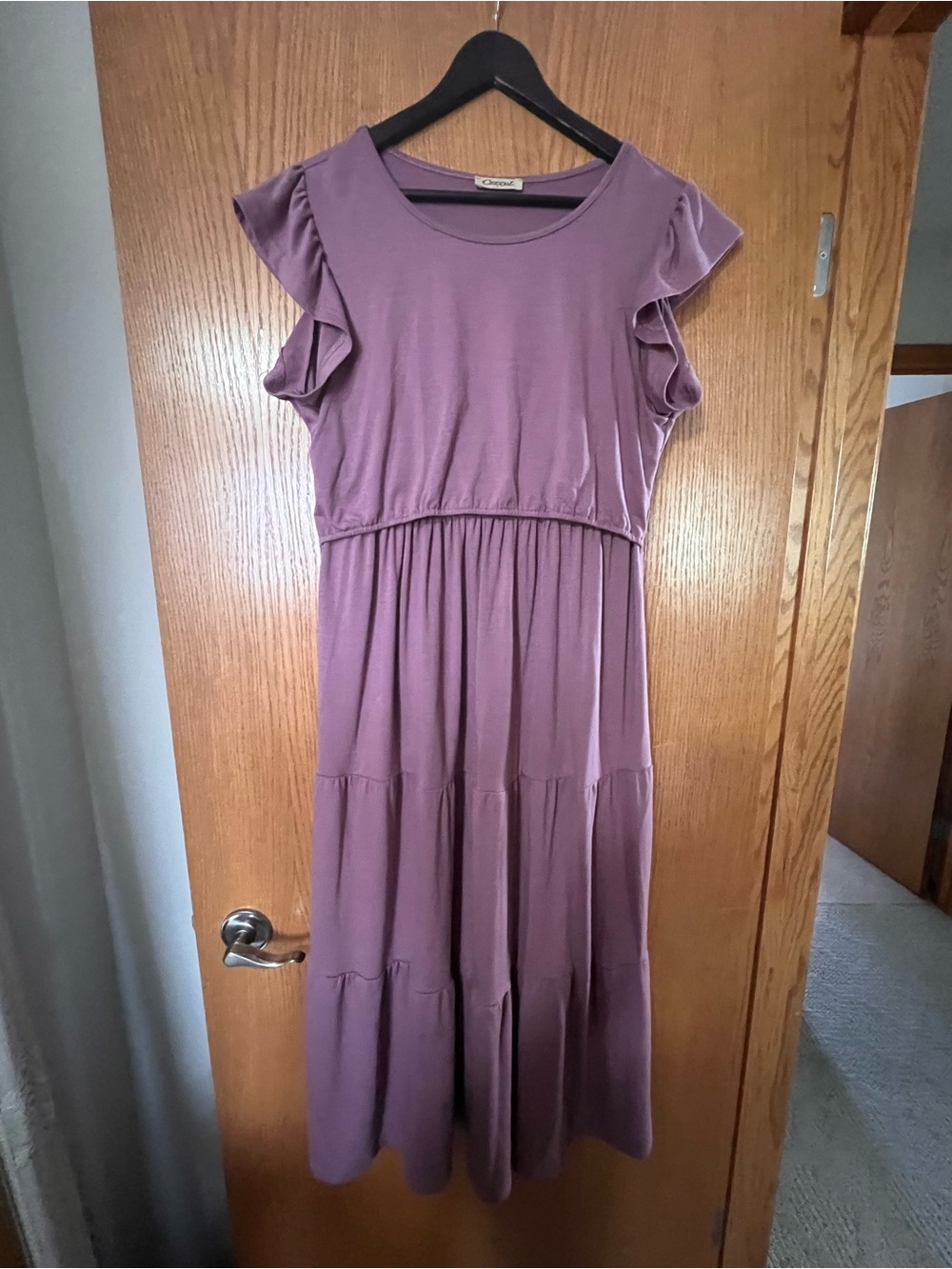Comfortable Mauve Flutter-Sleeve Midi Dress